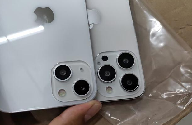 隆林苹果手机维修分享iPhone 13‌机模长什么样 